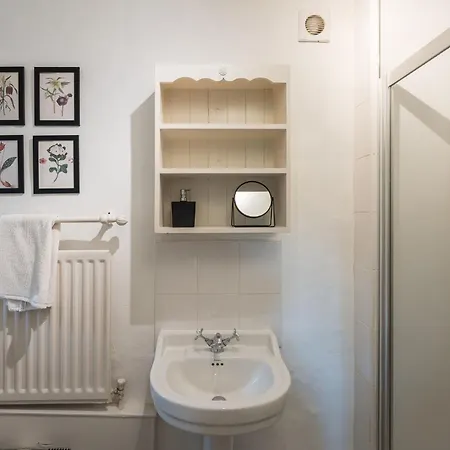 Hilltop House By Birch بيت للعطل Starbotton