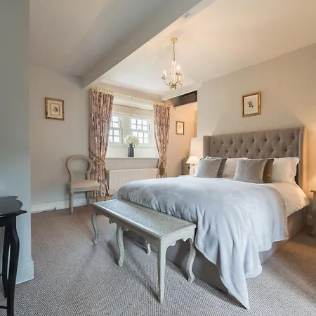 Hilltop House By Birch بيت للعطل