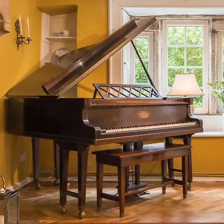 بيت للعطل Hilltop House By Birch