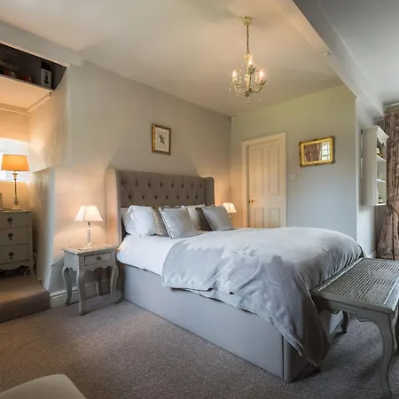 Hilltop House By Birch بيت للعطل *