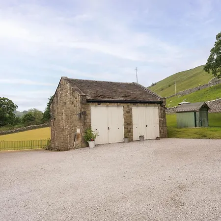 Hilltop House By Birch Сasa de vacaciones