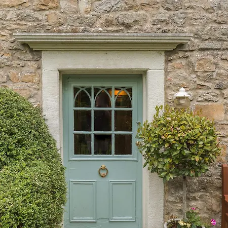 Сasa de vacaciones Hilltop House By Birch *